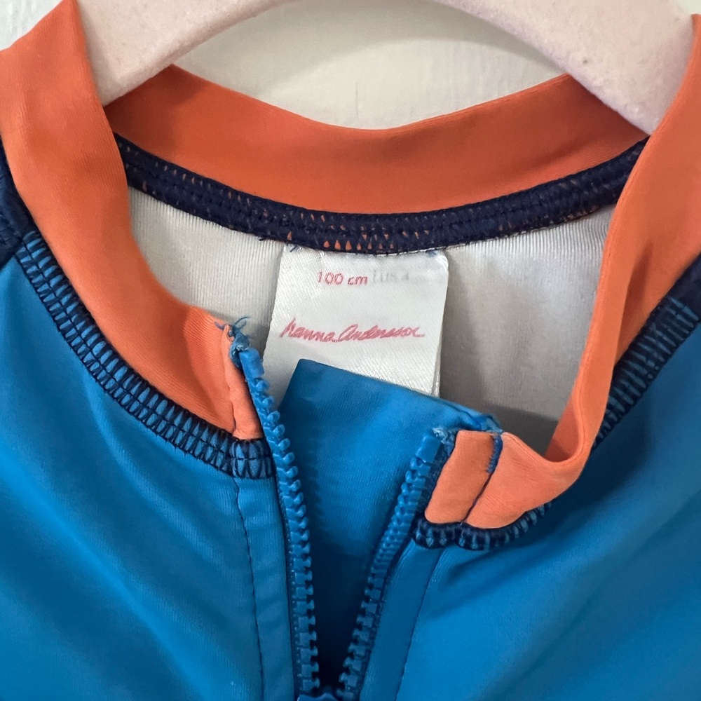 Hanna Andersson Rashguard - Picture 2 of 4